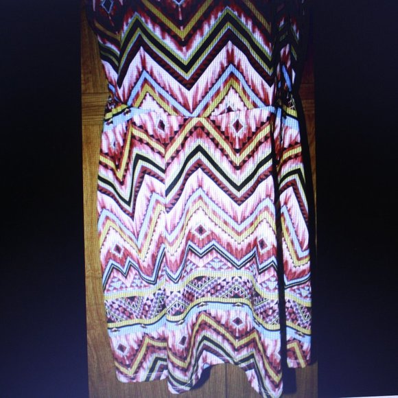 Bobbie Brooks Women's Colorful Sleeveless Dress Size M - Picture 3 of 4